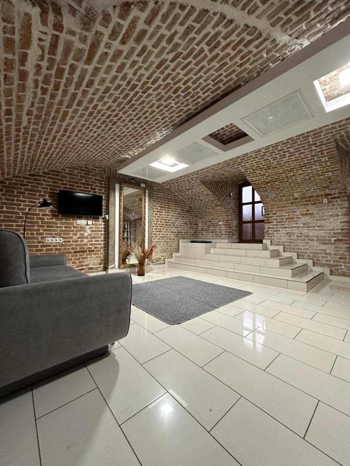 2Х Кім-Й Loft На Площі Філармонії By Willox Lejlighed Tjernivtsi Eksteriør billede